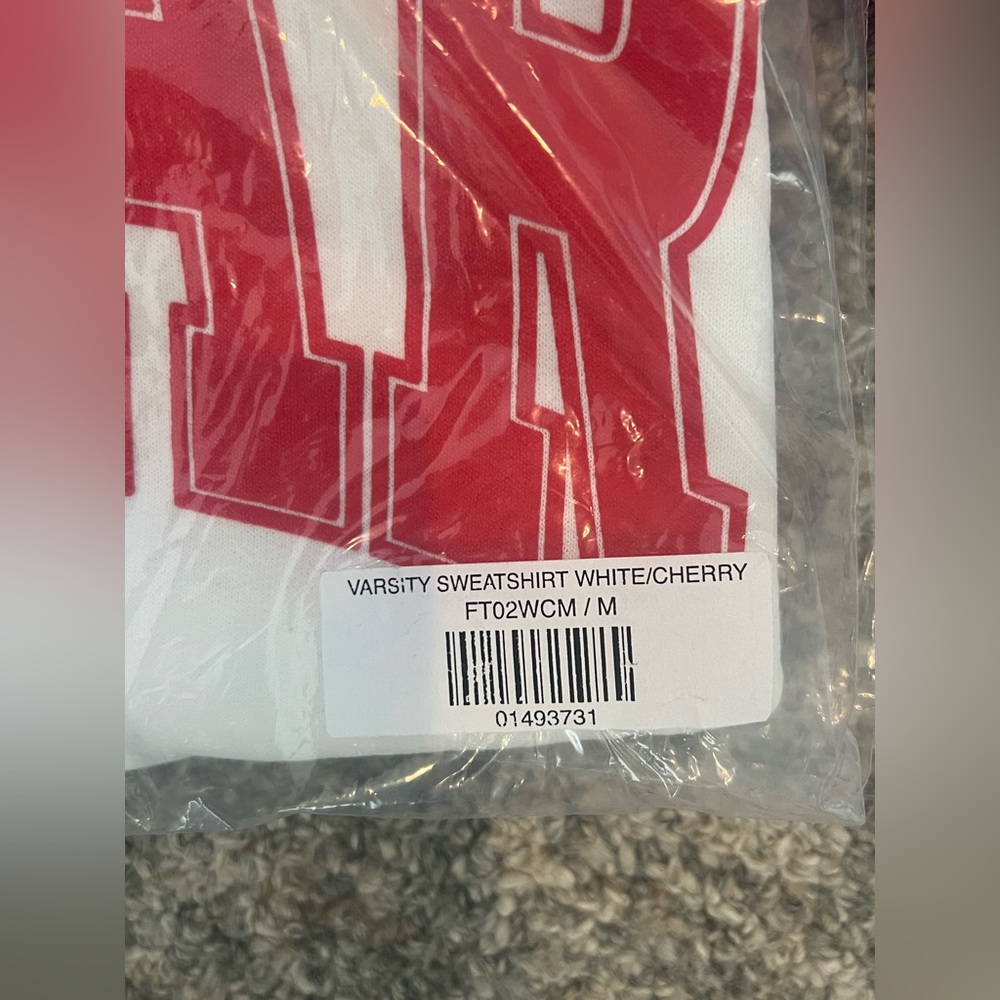 The Bar White Cherry Sweatshirt - Picture 6 of 6